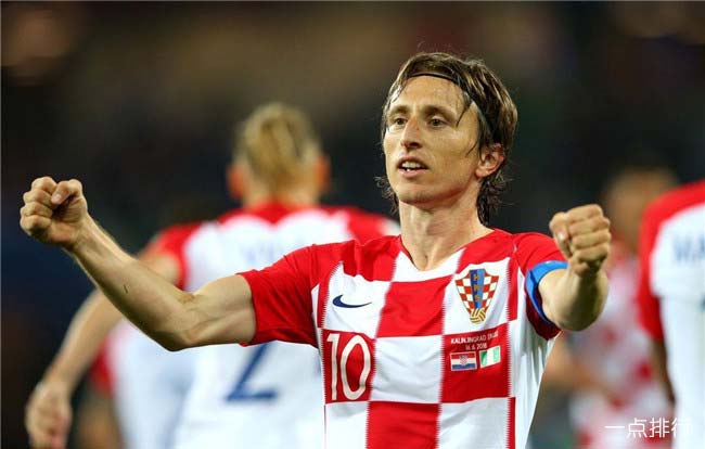 足球报：成都大概率与徐正源续两年，韦世豪续约，锋线会引援