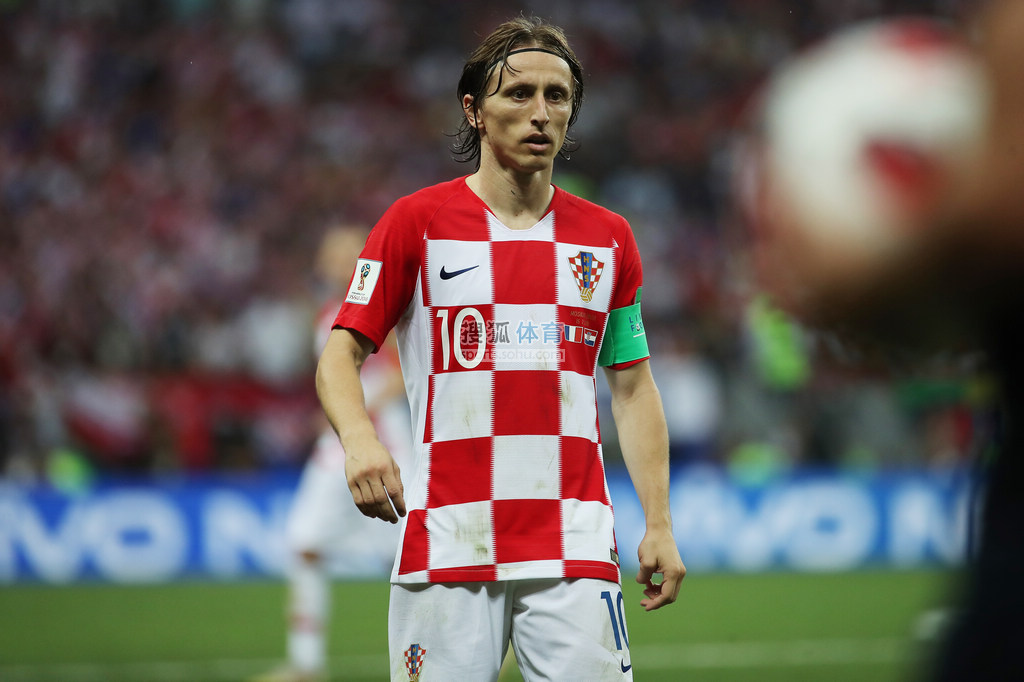 #萨索洛尤文 来源：尤文官方推特FT ｜⌛️｜ 2026年首场客场斩获三球三分 ⚪️⚫️ 💪🏻